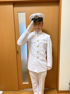 ３等海曹　古栫貴裕さん （平成２８年度卒業） 海上自衛隊佐世保地方総監部勤務　 護衛艦こんごう乗艦
